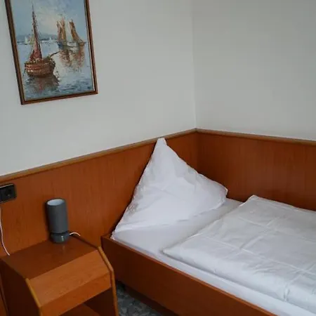 Greene Hotell 3*